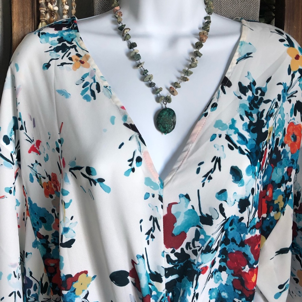 Women’s Floral V-Neck Blouse with Tie Front Detail, Size L
